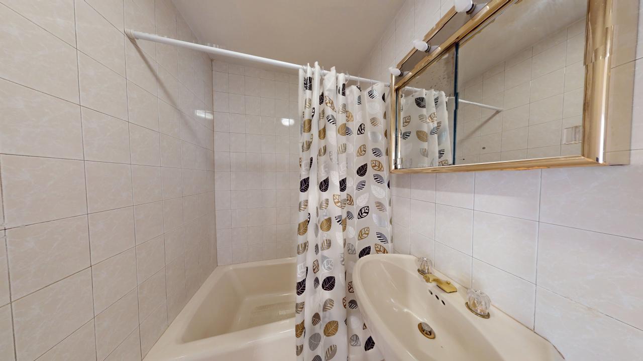 6538 75th Place, Middle Village, New York image 11