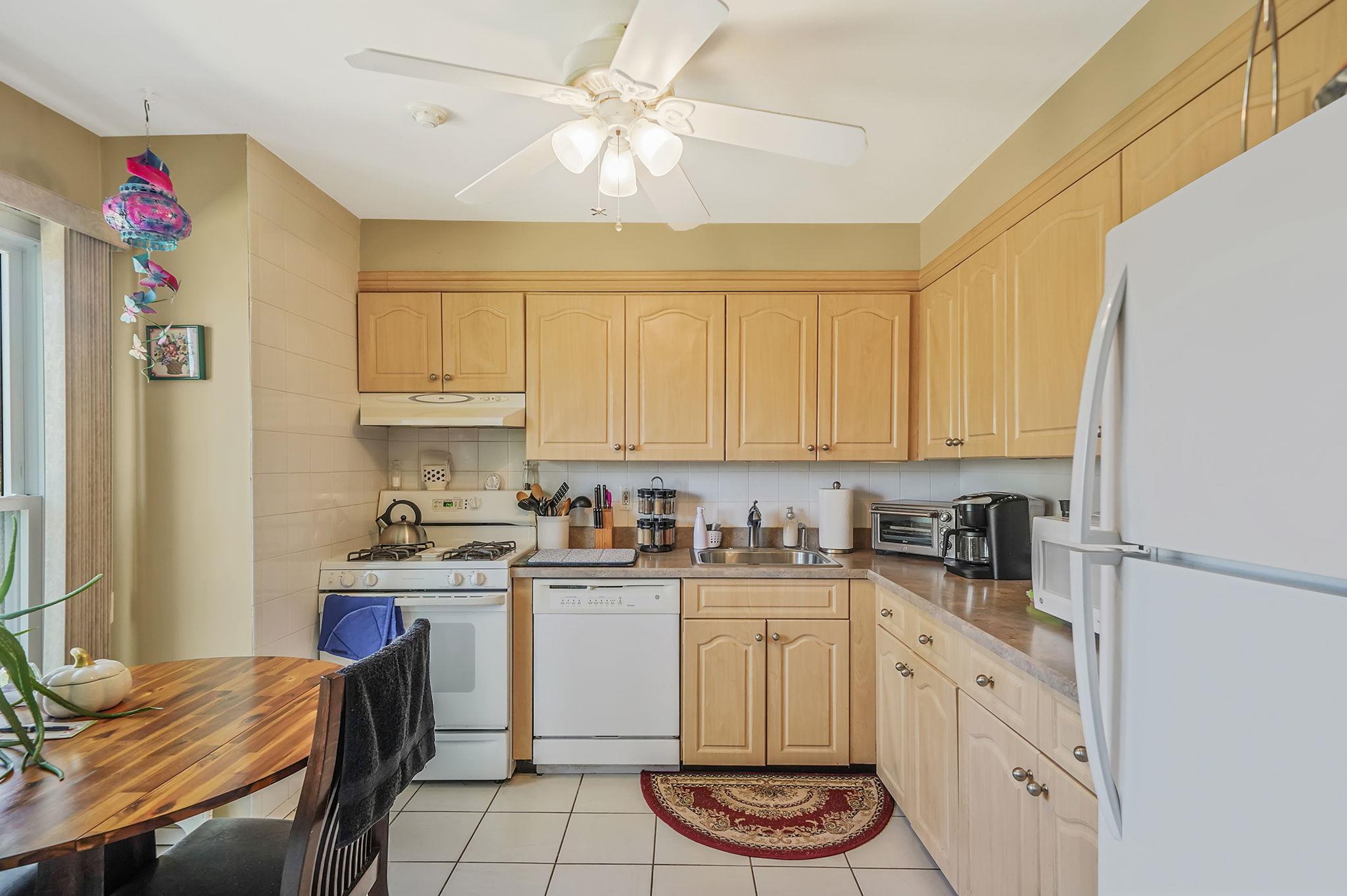 7 Spruce Court #7, Selden, New York image 7
