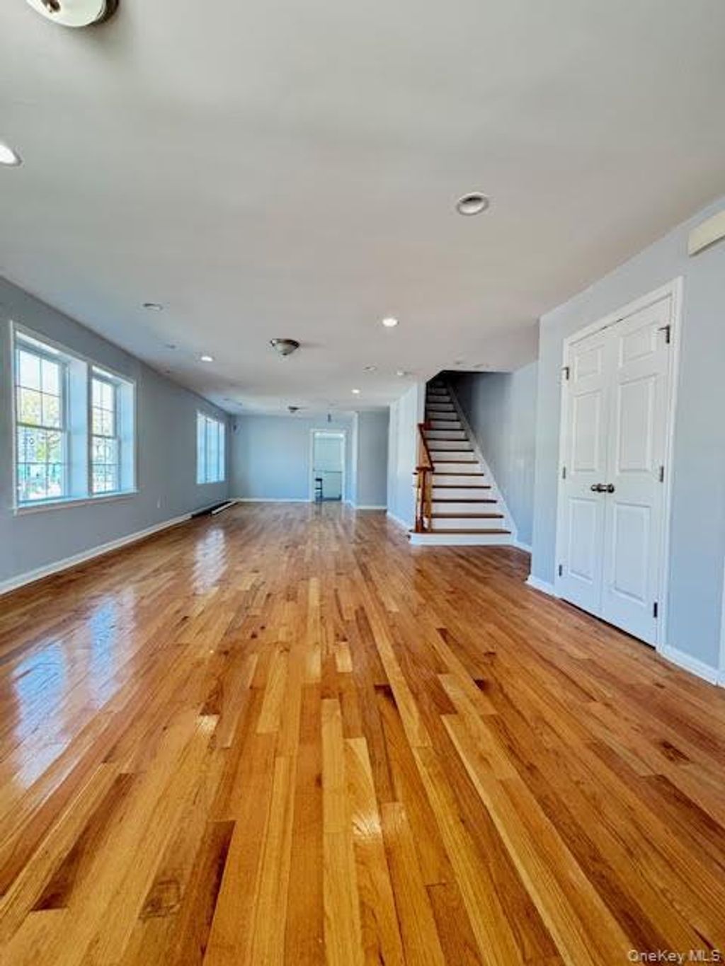 Photo of 903 Hicksville Road, Far Rockaway, NY 11691 (MLS # 859413)