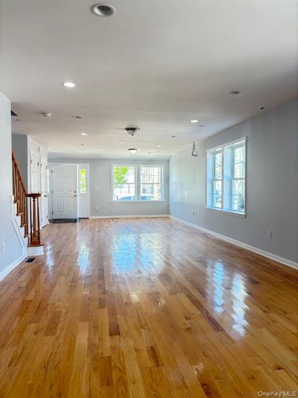 Photo of 903 Hicksville Road, Far Rockaway, NY 11691 (MLS # 859413)