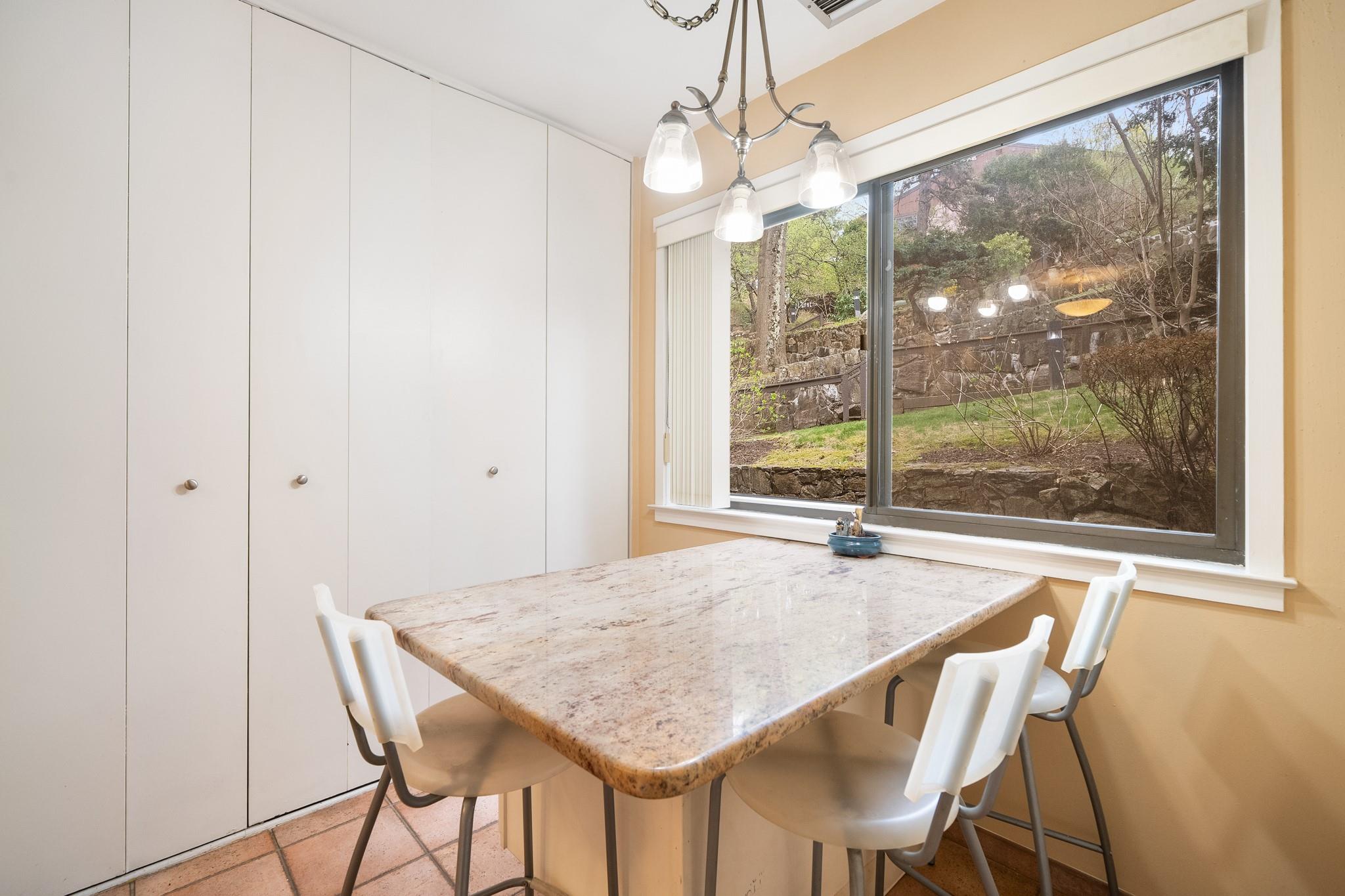 367 Martling Avenue, Tarrytown, New York image 4