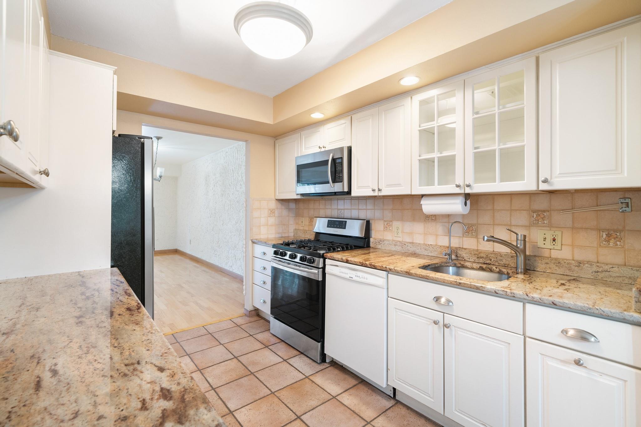 367 Martling Avenue, Tarrytown, New York image 5