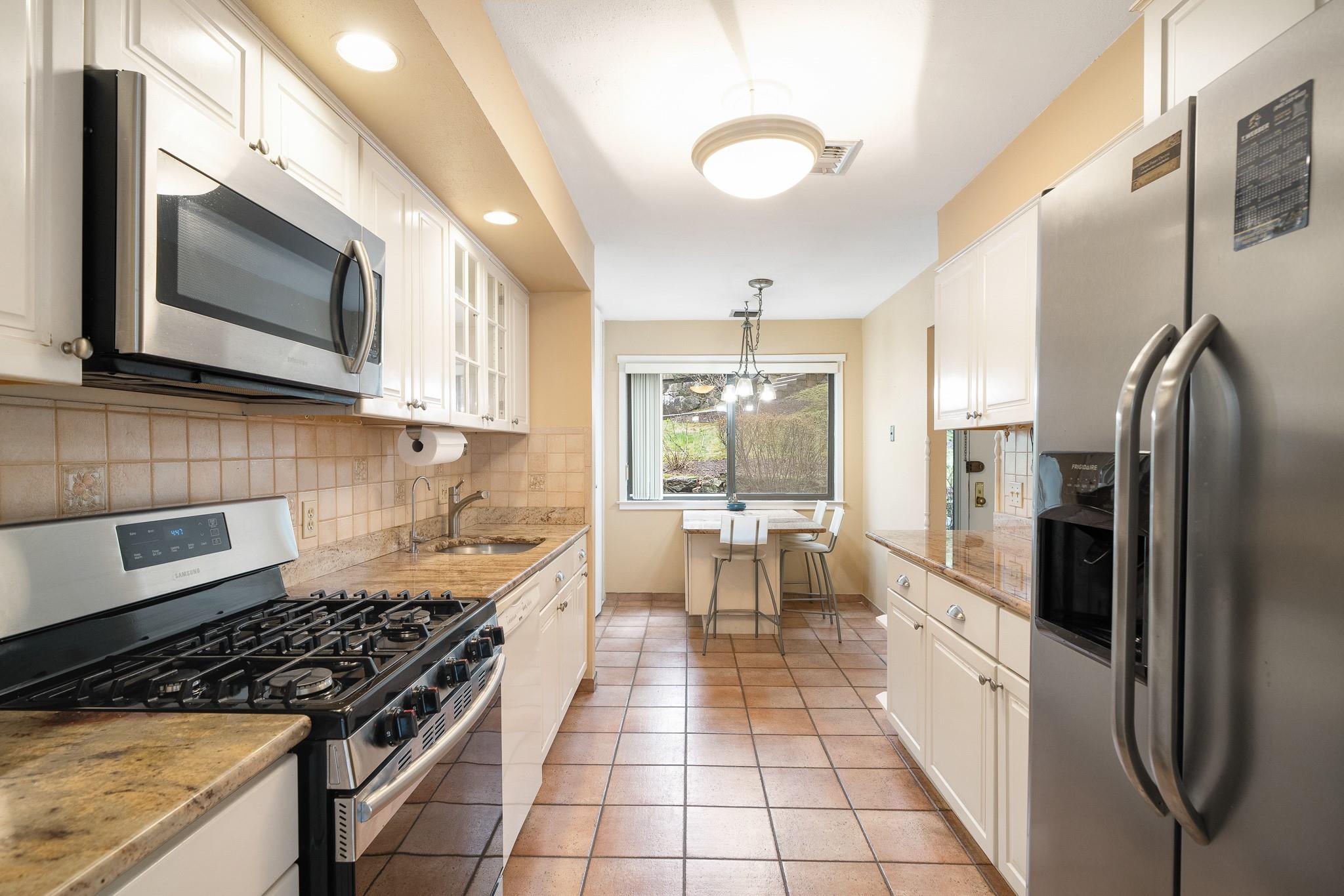 367 Martling Avenue, Tarrytown, New York image 8