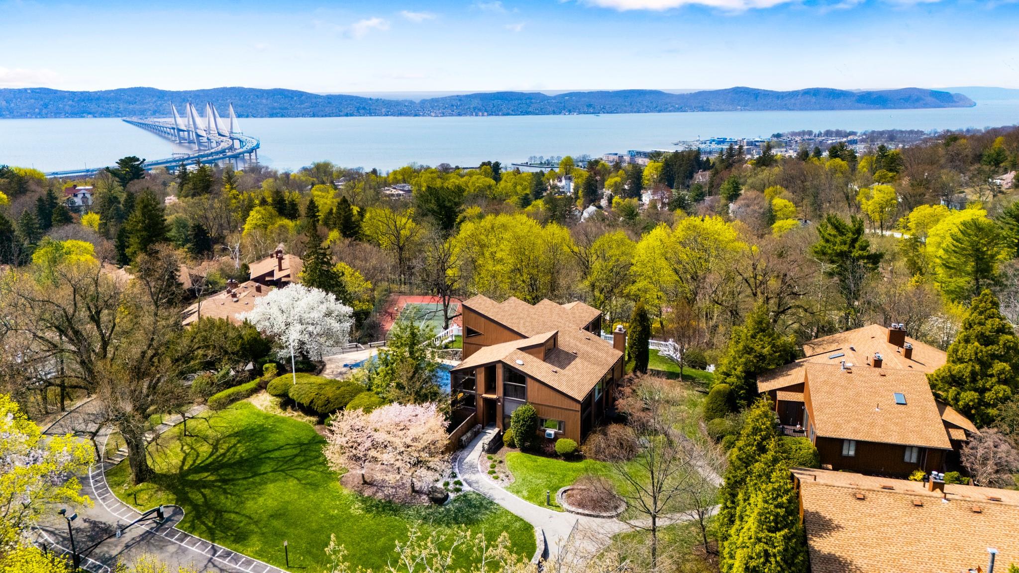 367 Martling Avenue, Tarrytown, New York image 1