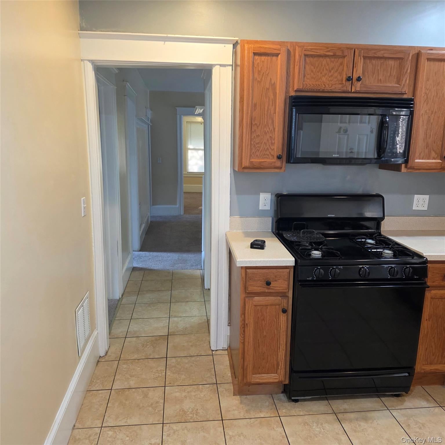 35 Manitou Avenue 2 - Photo 3