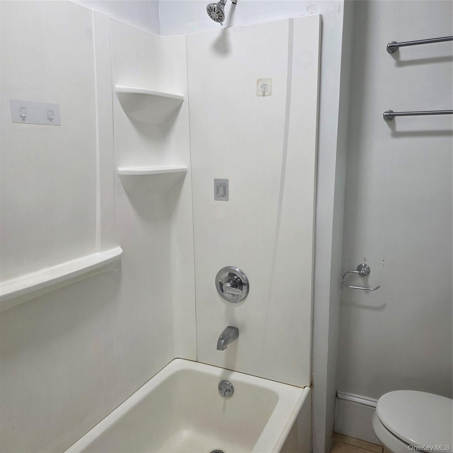 35 Manitou Avenue 2 - Photo 4