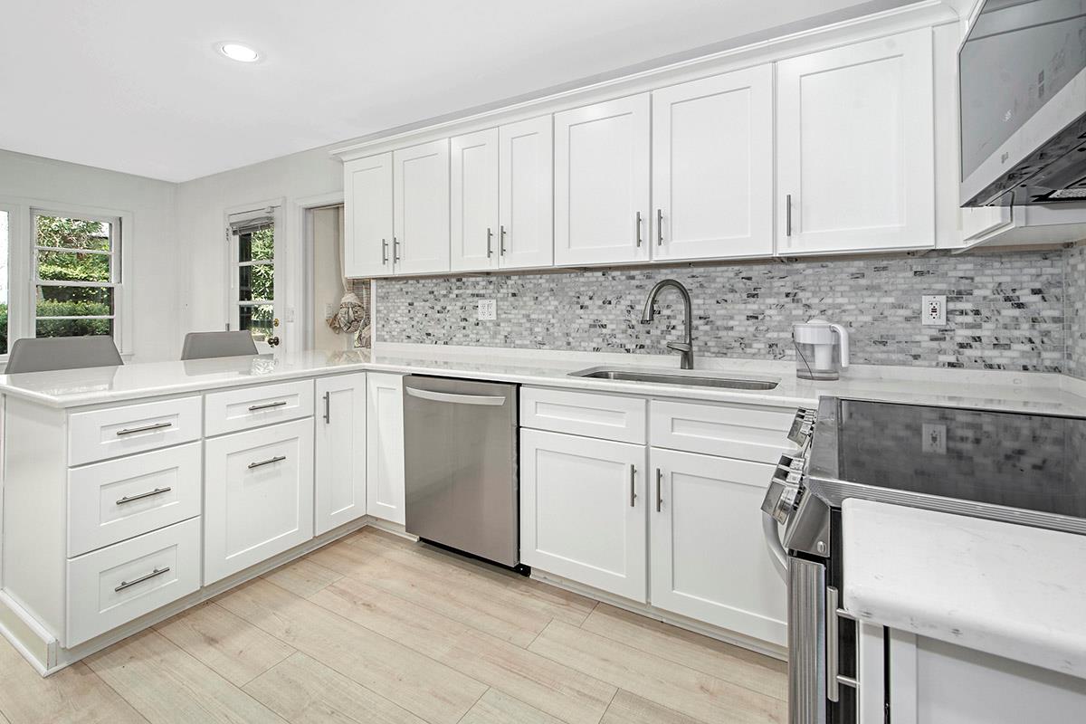 15 Puritan Drive, Scarsdale, New York image 20