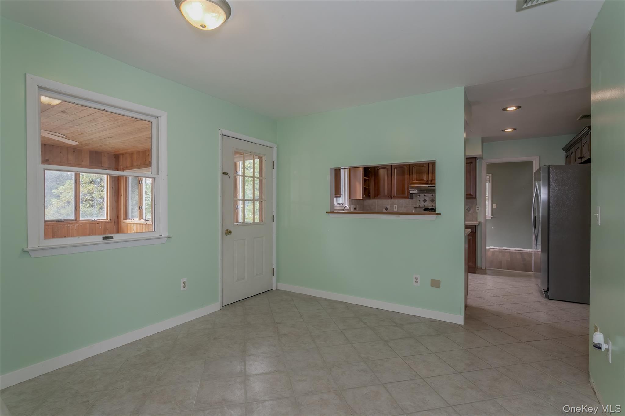 251 State Route 94 S