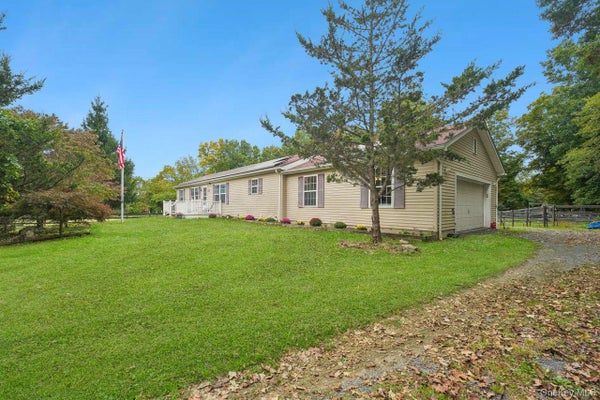 131 KING RD, MIDDLETOWN, NY 10941 - Image a42315f74c69bc61880bd90eba2fc9e4/841653673