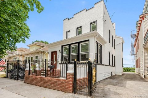 573 Minnieford Avenue Bronx NY 10464