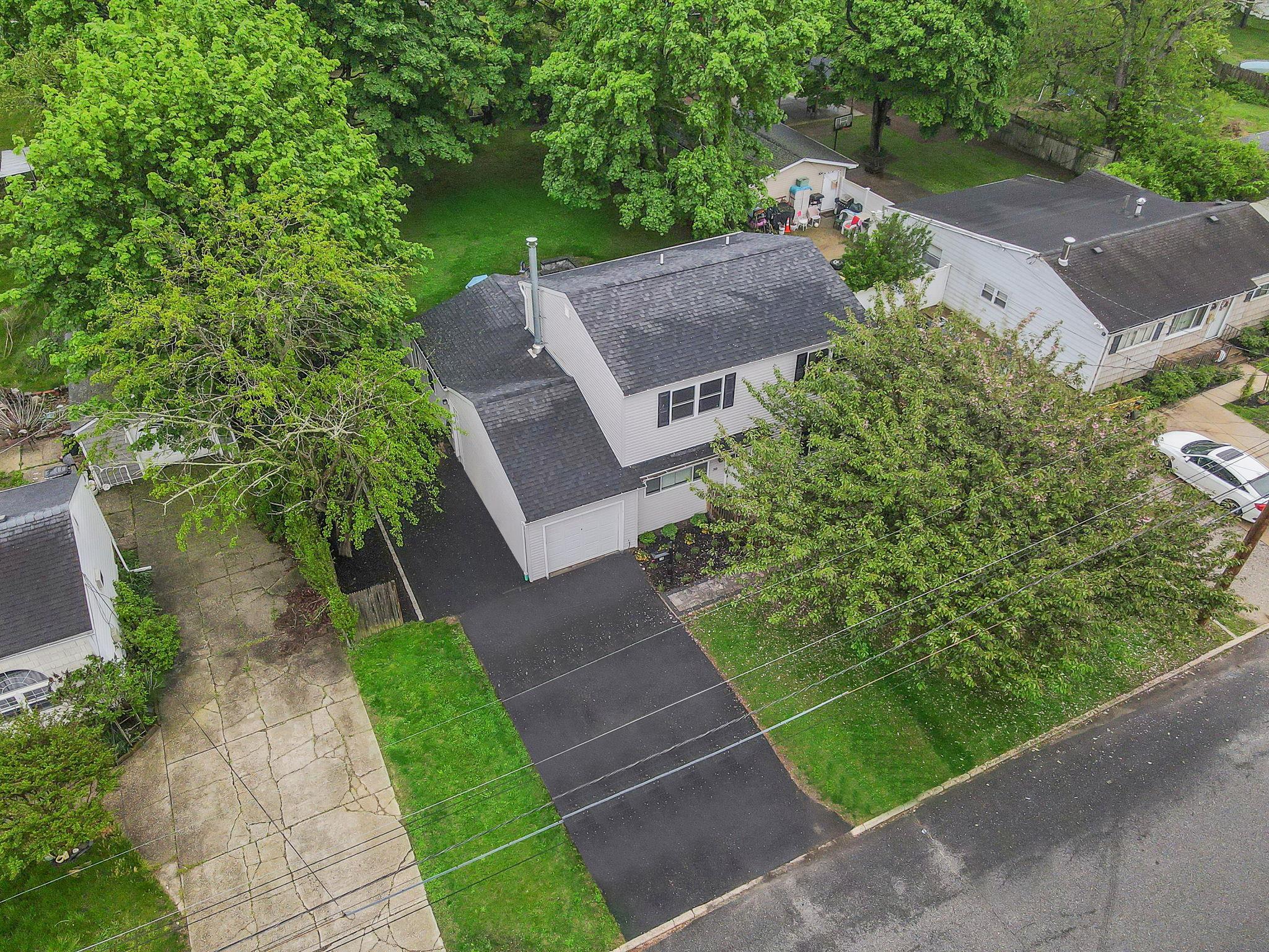 38 18th Avenue, Bay Shore, New York image 30