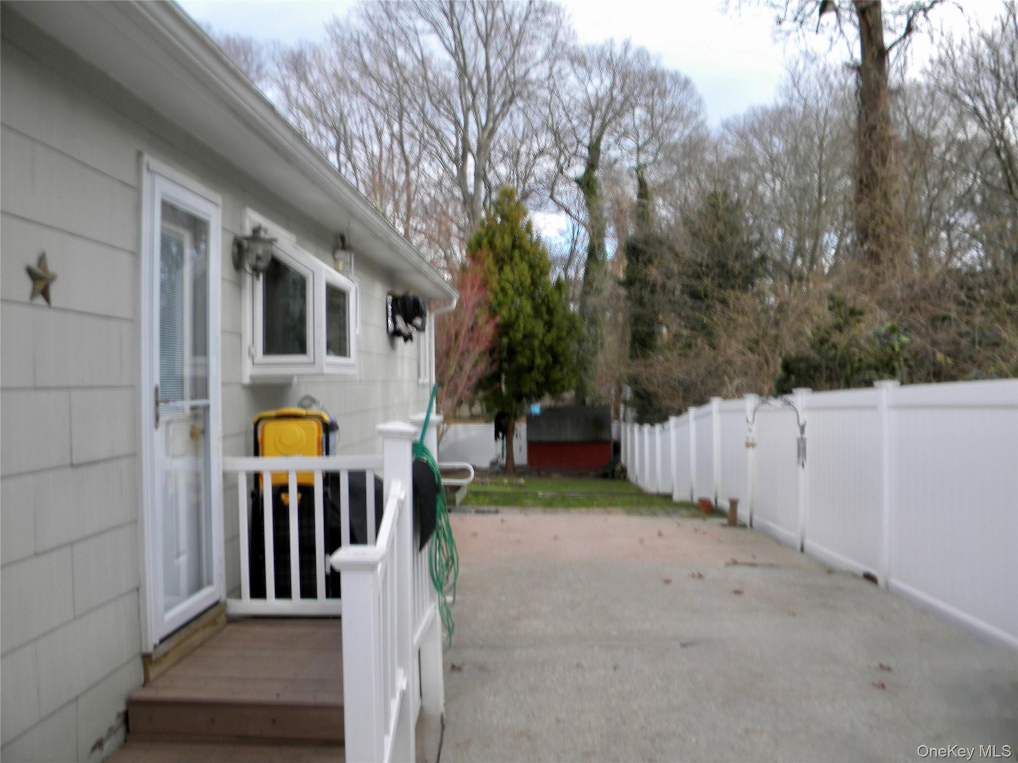 79 S Evergreen Drive