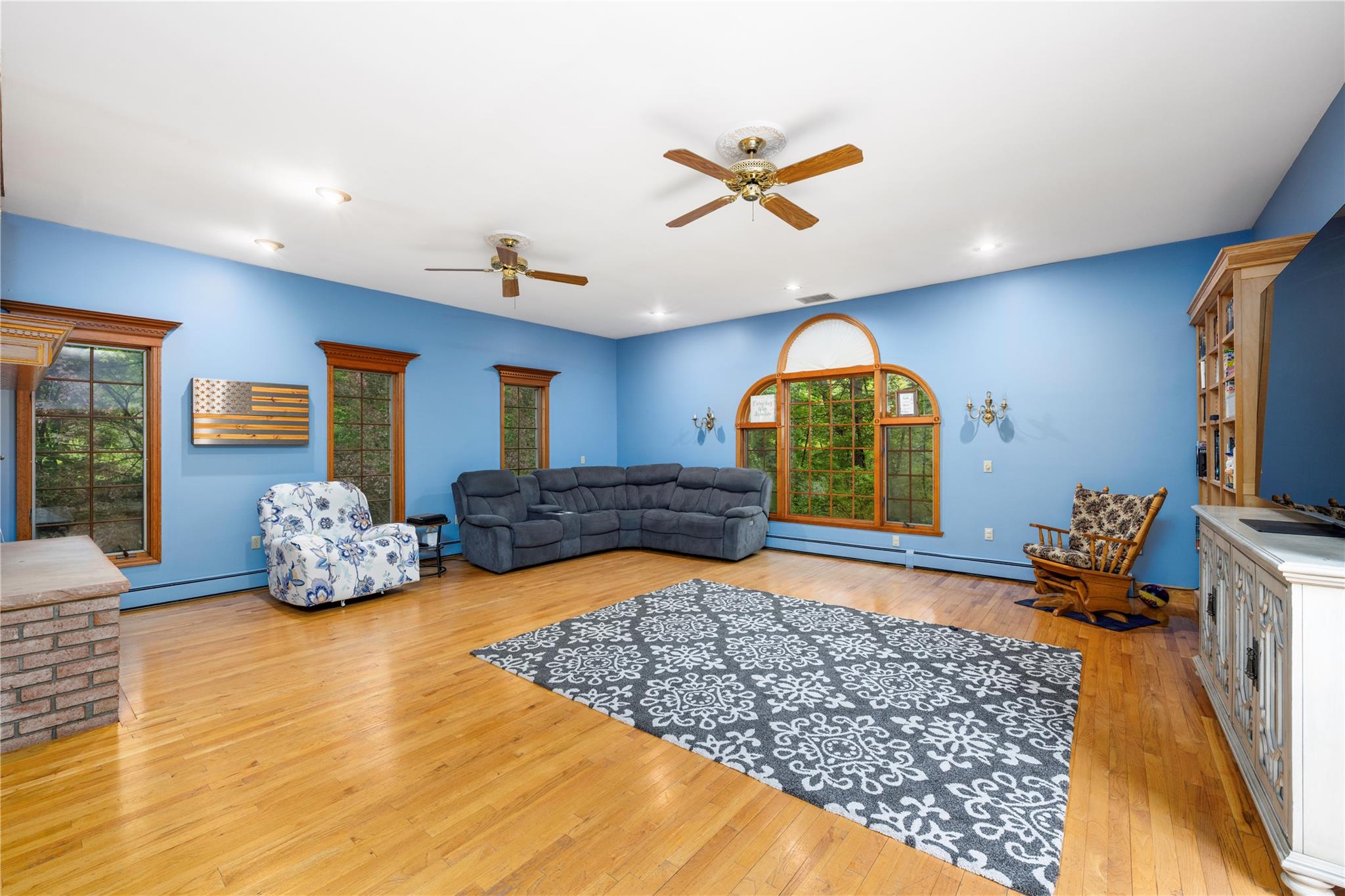 17 Stonegate Drive, Hyde Park, New York image 12