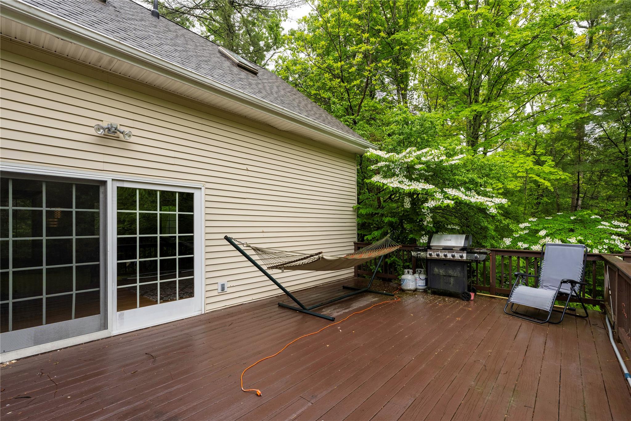 17 Stonegate Drive, Hyde Park, New York image 32