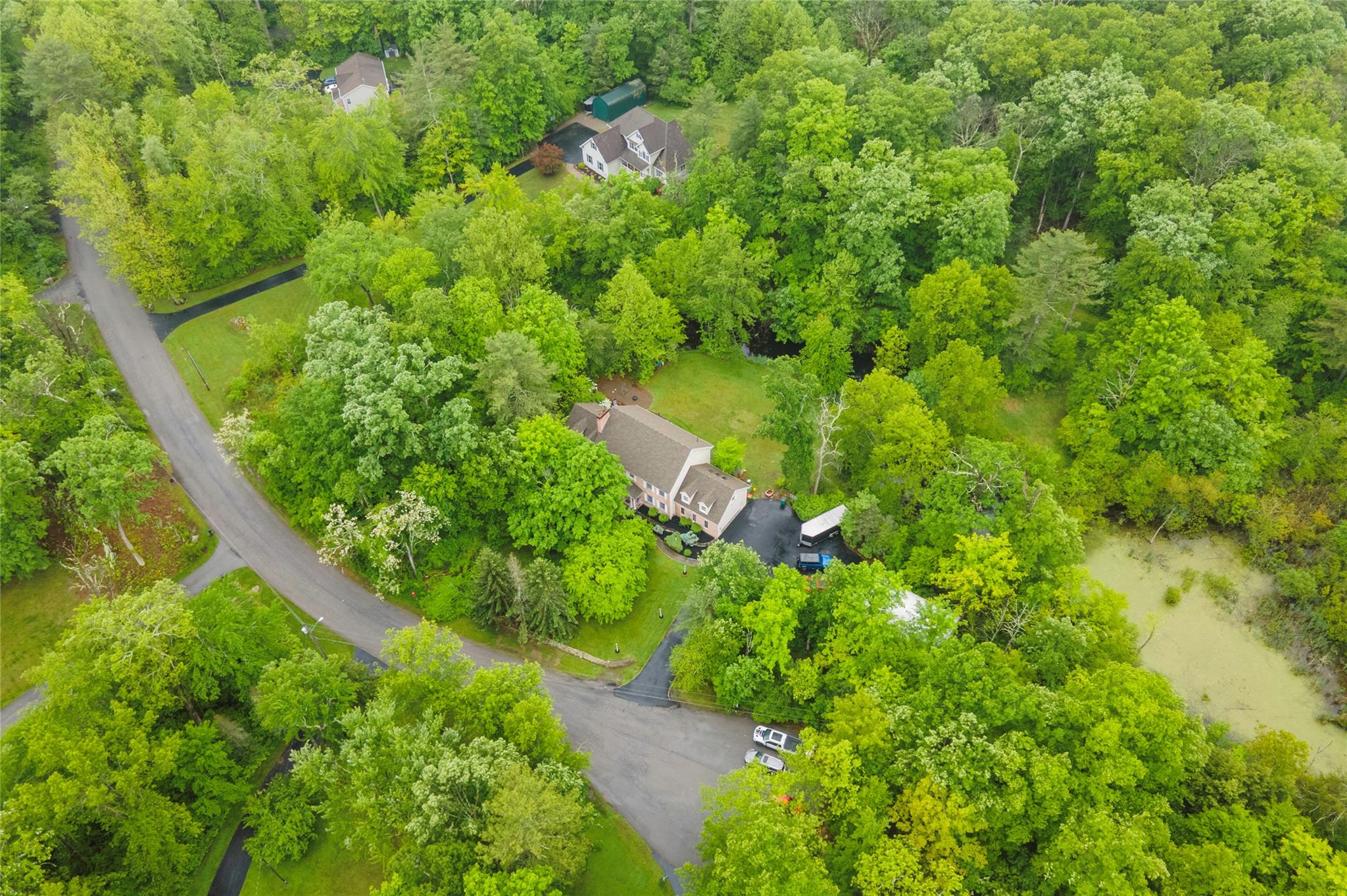 17 Stonegate Drive, Hyde Park, New York image 44