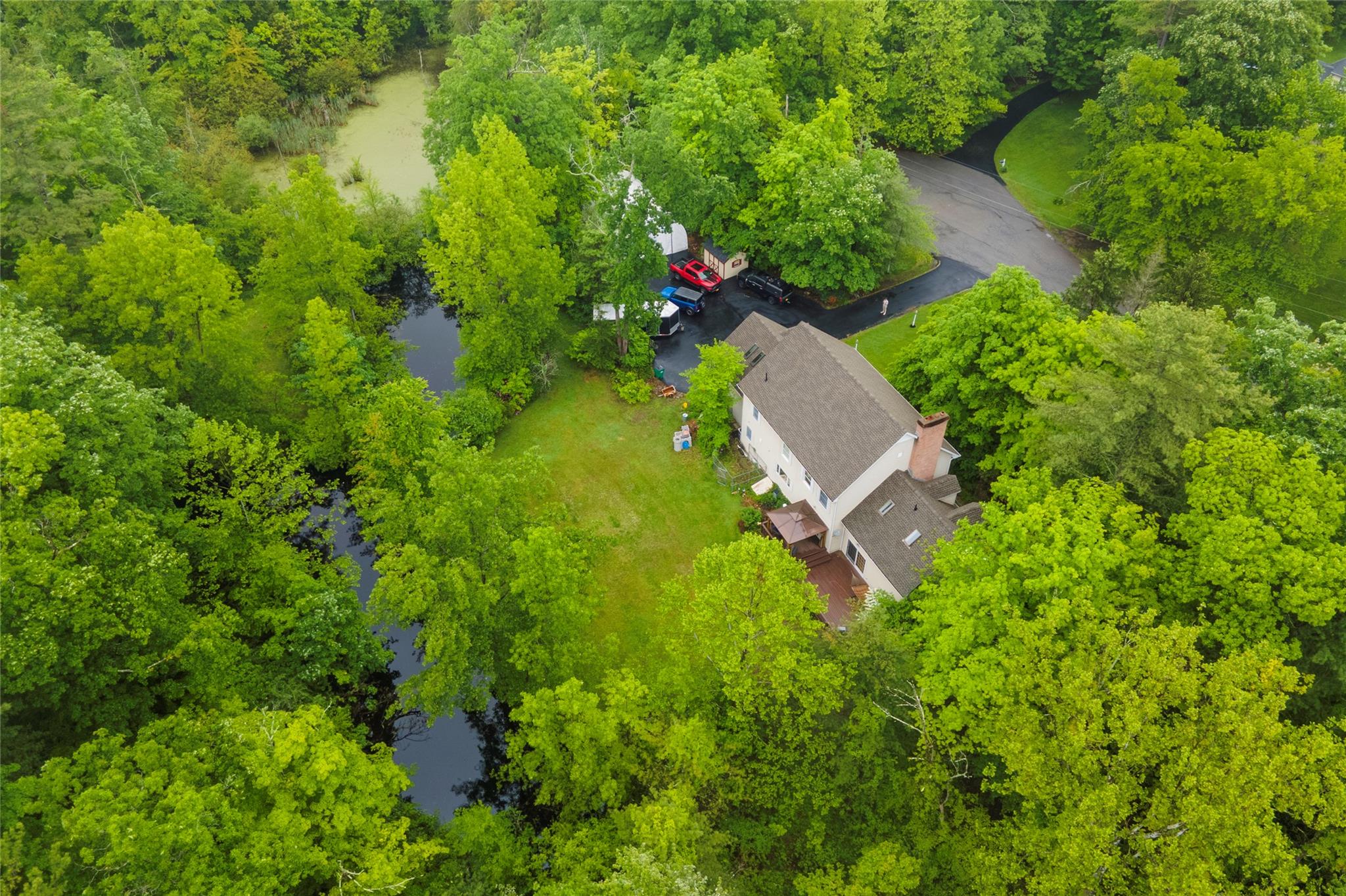 17 Stonegate Drive, Hyde Park, New York image 3