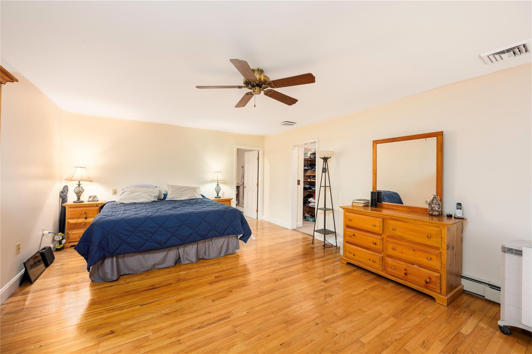 17 Stonegate Drive, Hyde Park, New York image 18
