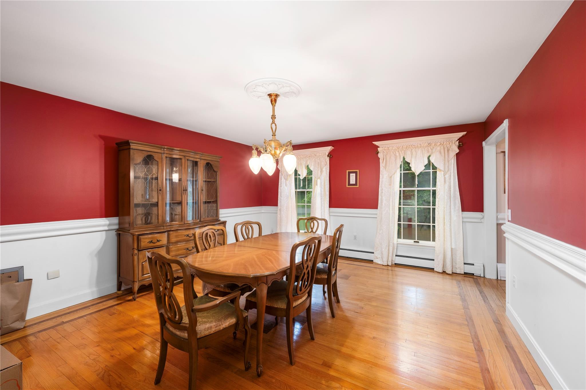 17 Stonegate Drive, Hyde Park, New York image 15