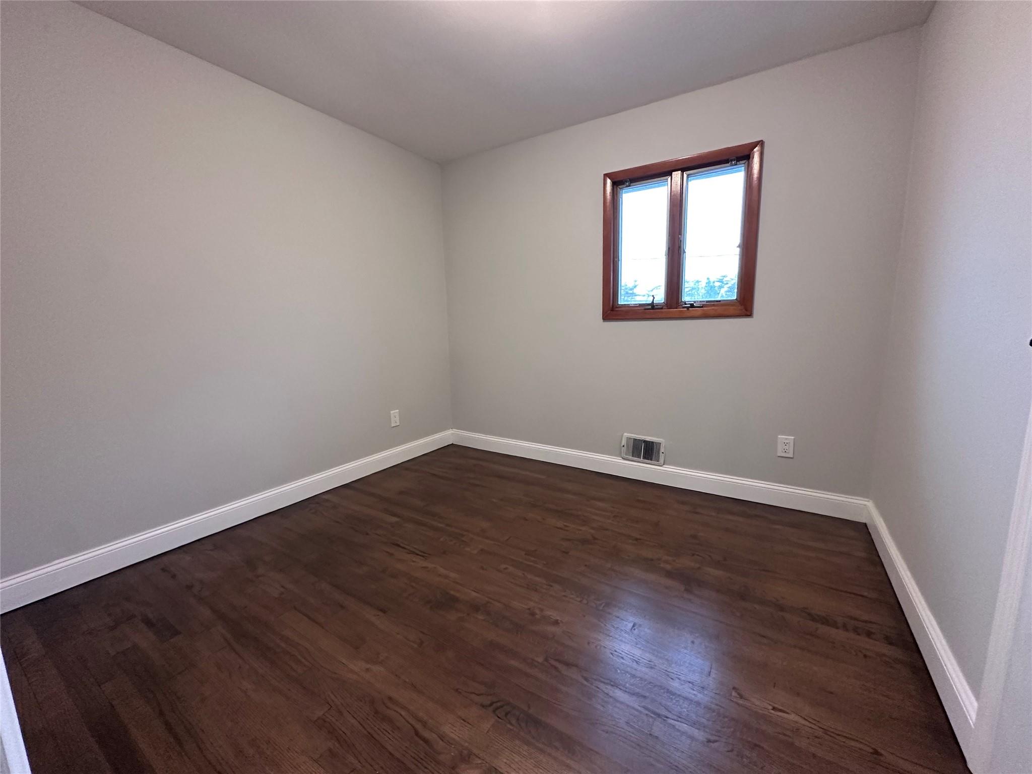 42 Blacker Street, Brentwood, New York image 9