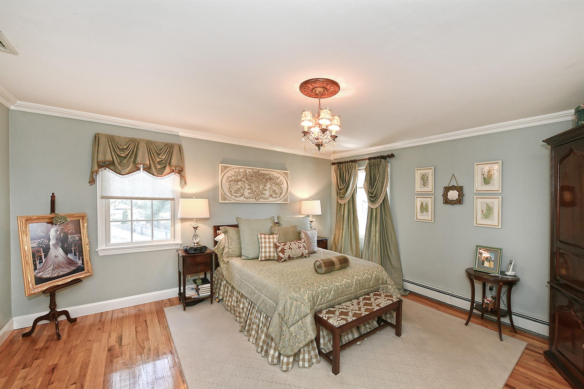 42 Campbell Drive, Dix Hills, New York image 20