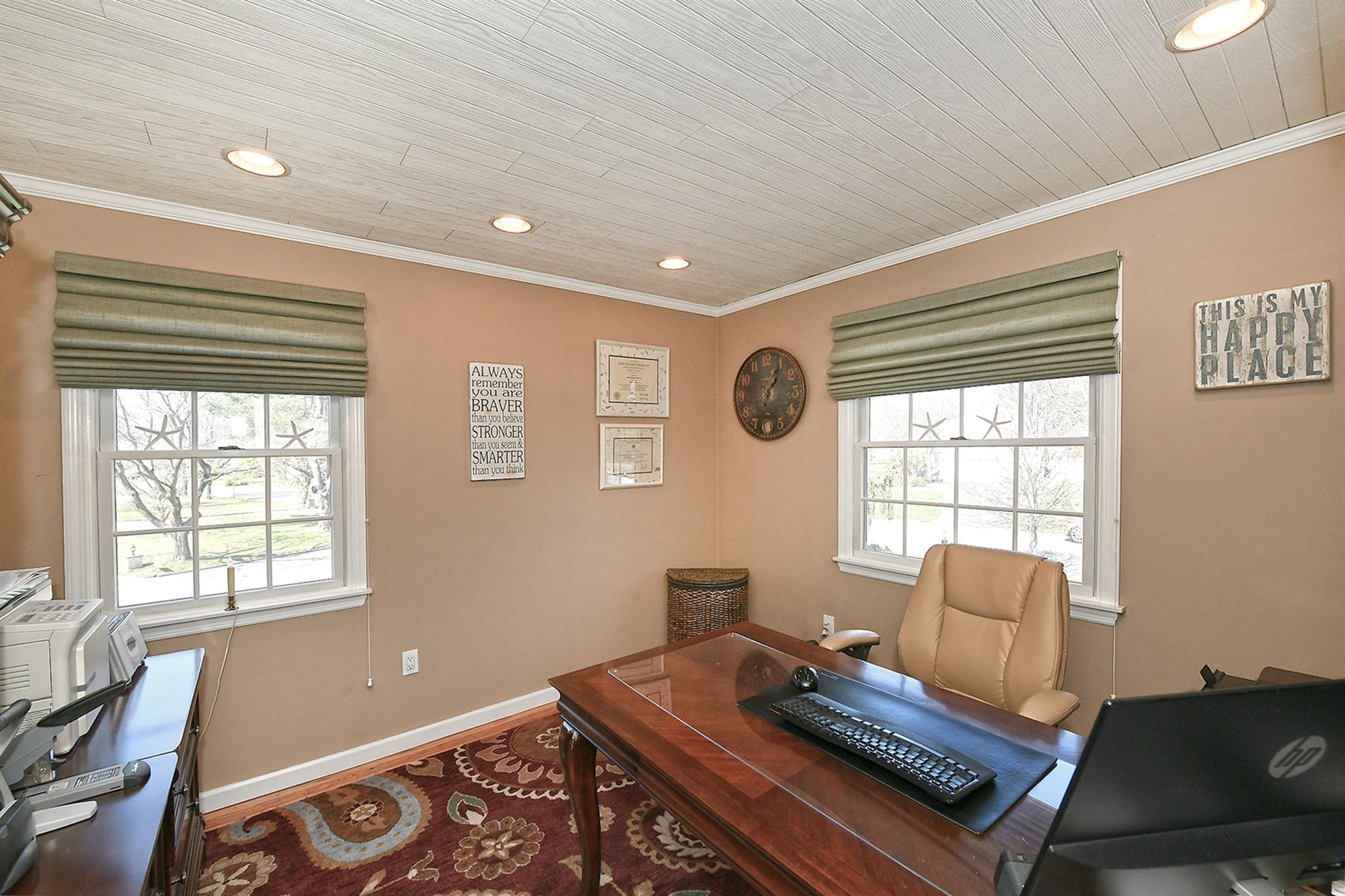 42 Campbell Drive, Dix Hills, New York image 25