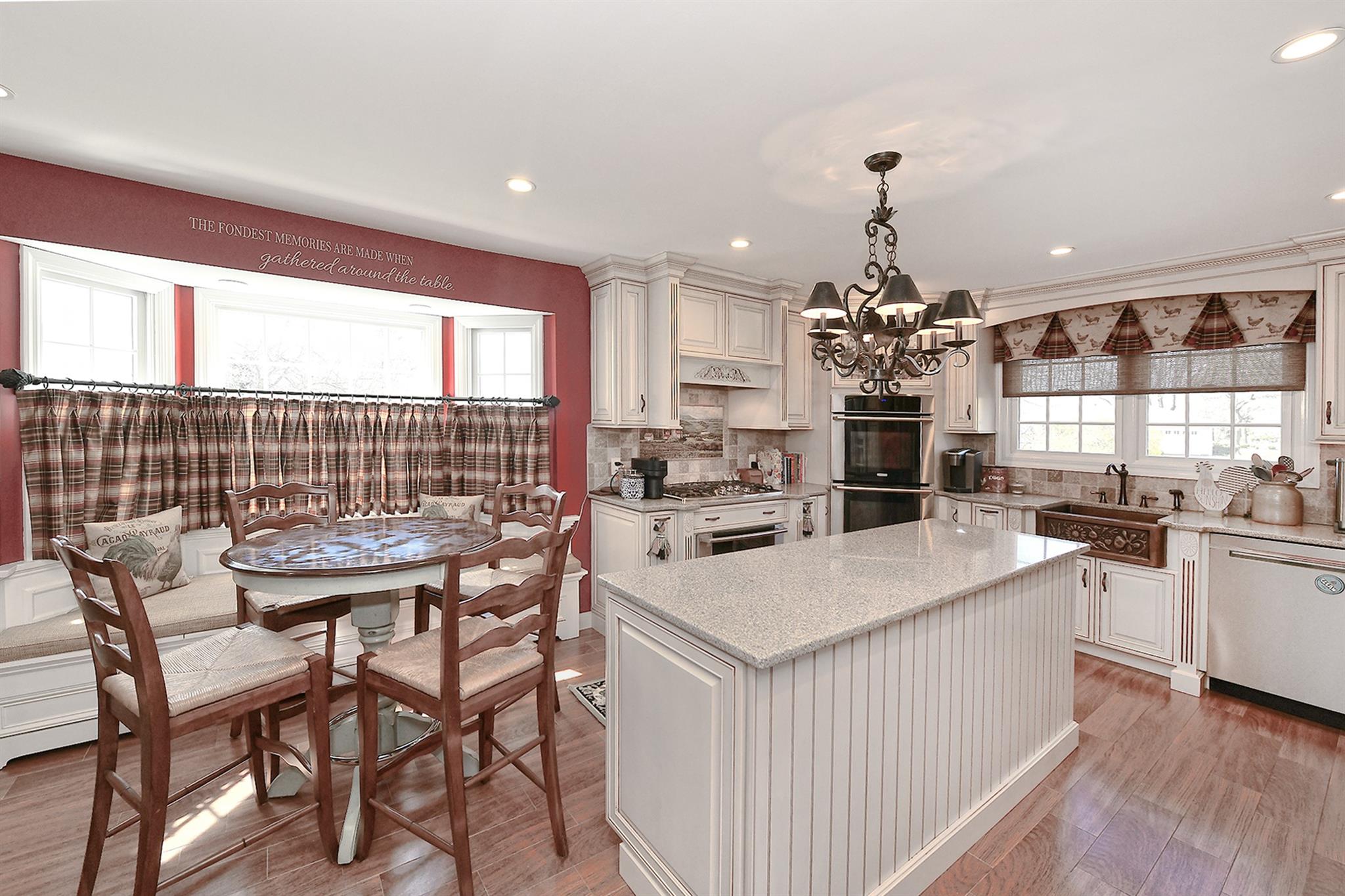 42 Campbell Drive, Dix Hills, New York image 8