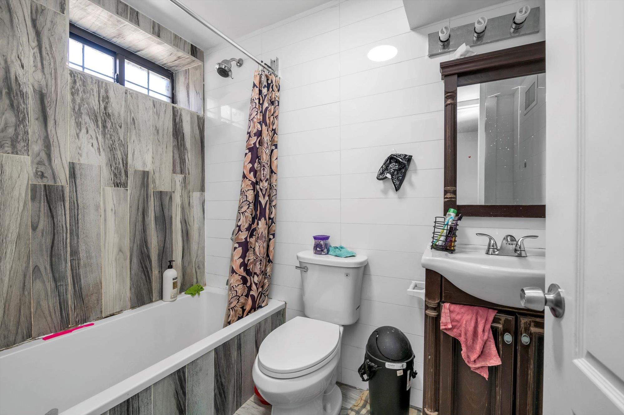 9427 87th Street, Ozone Park, New York image 16