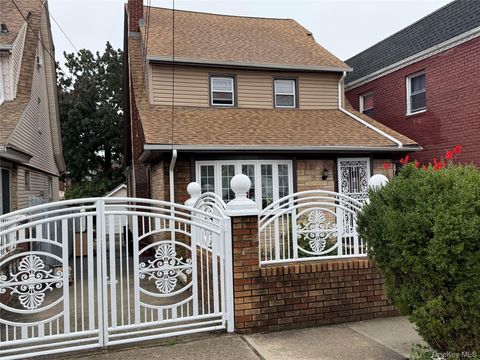 Photo of 104-12 219th Street, Queens Village, NY 11429 (MLS # 920669)