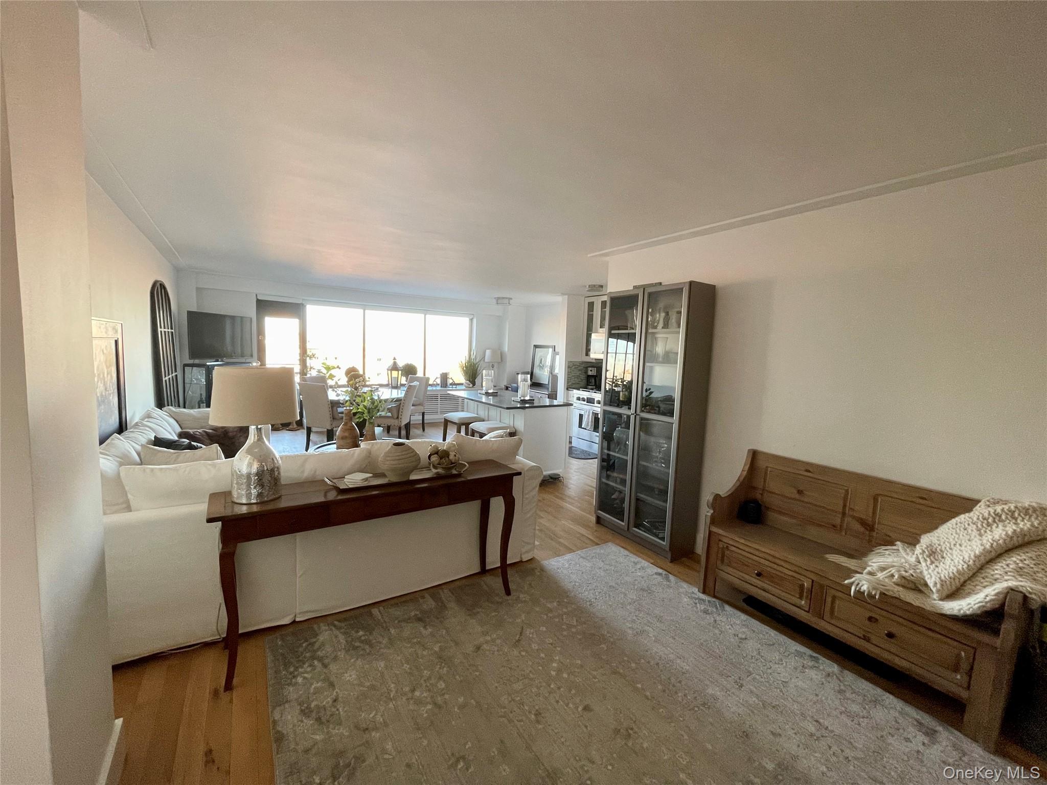 372 Central Park West 20K