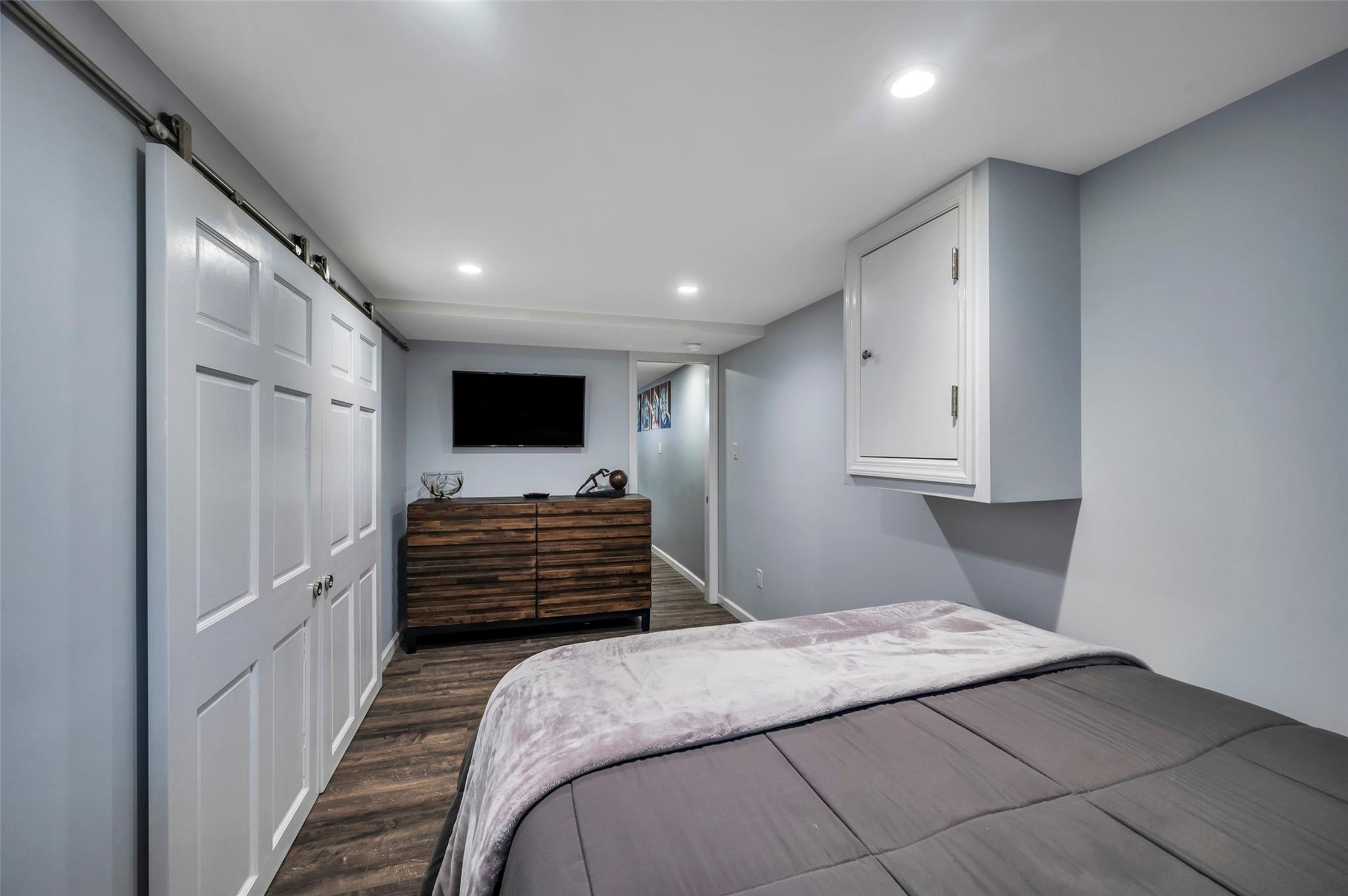 105 N Terrace Place, Valley Stream, New York image 26