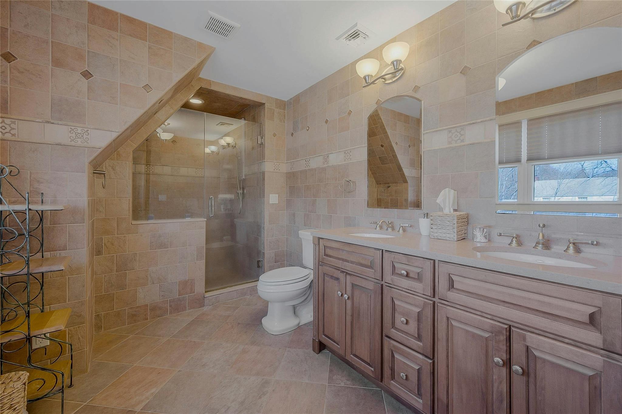 76 Tanyard Lane, Huntington, New York image 18