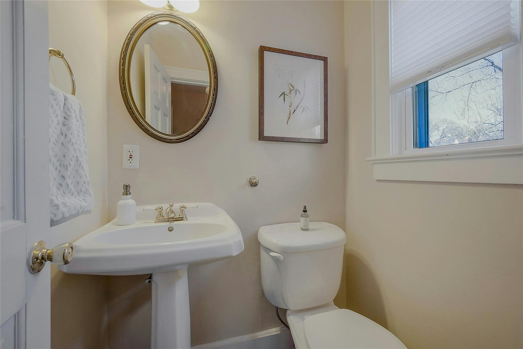 76 Tanyard Lane, Huntington, New York image 13