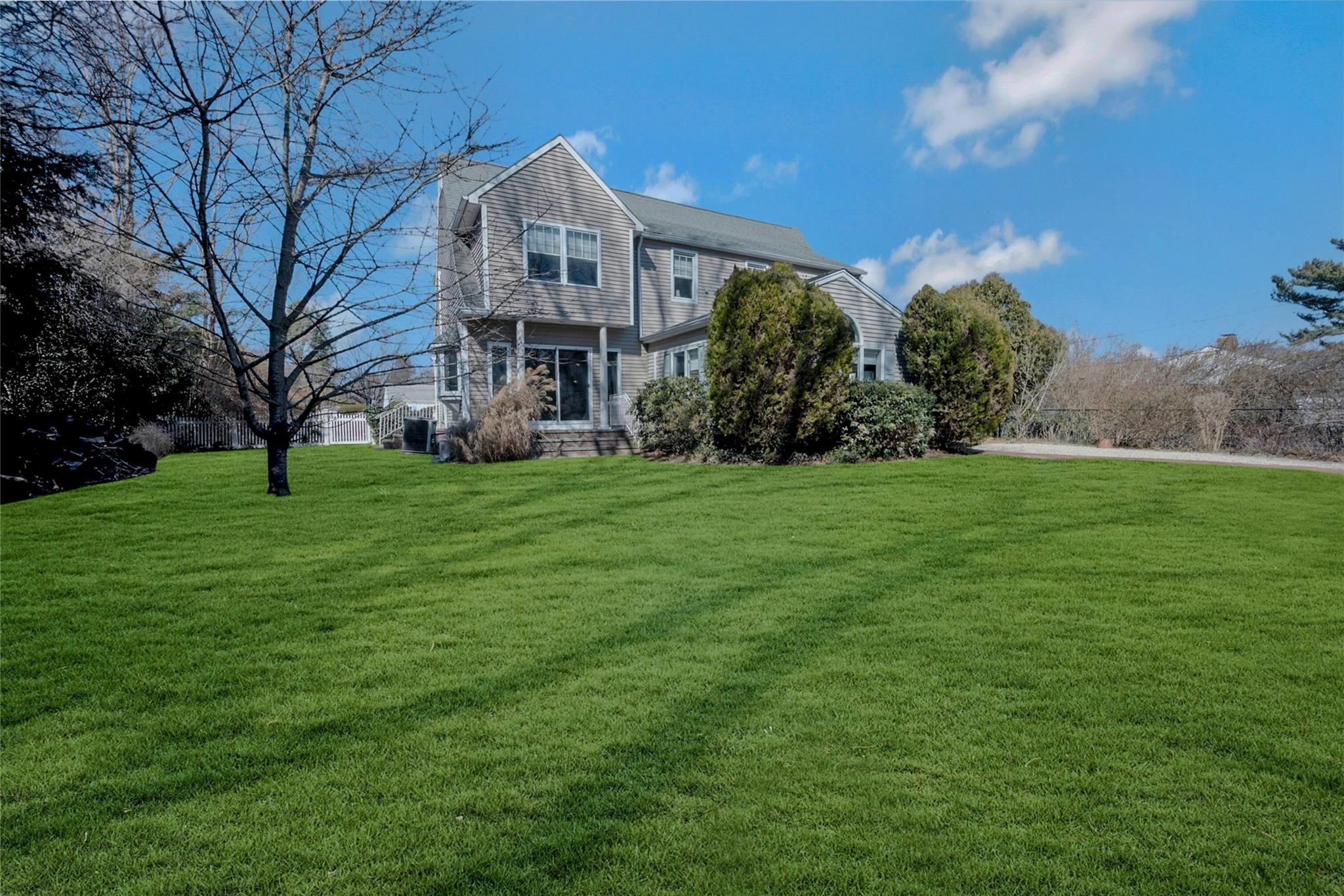76 Tanyard Lane, Huntington, New York image 24
