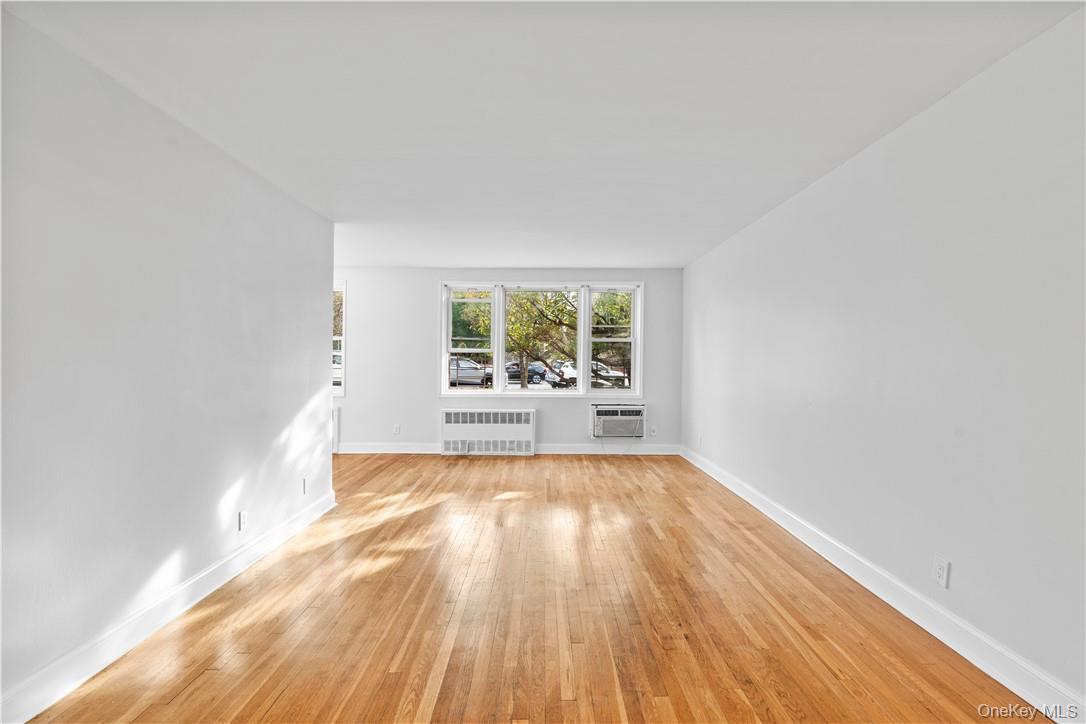 700 Scarsdale Avenue 2T