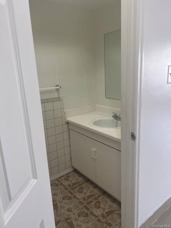 596 Beech ter. Beech Terrace