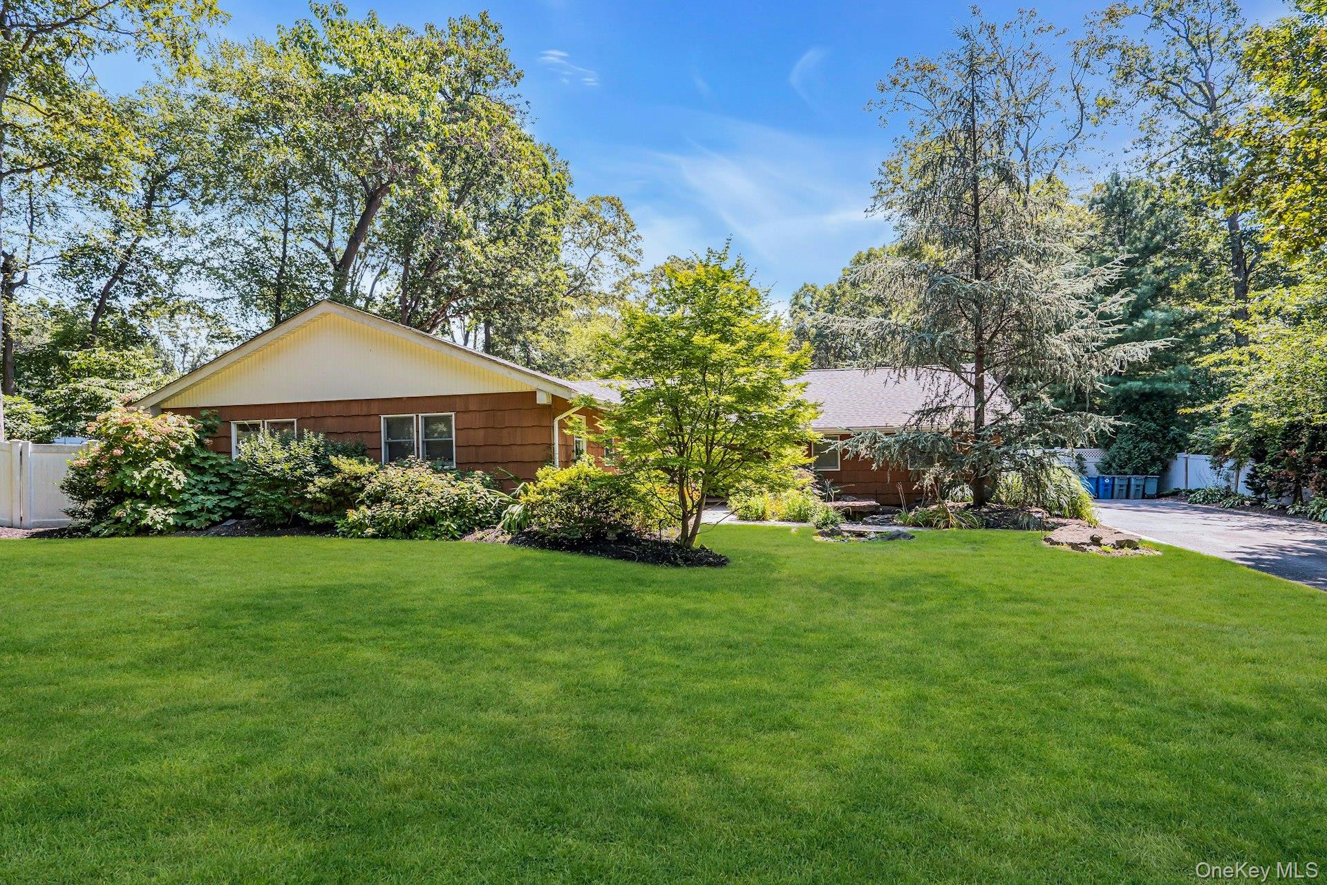 38 Arista Drive