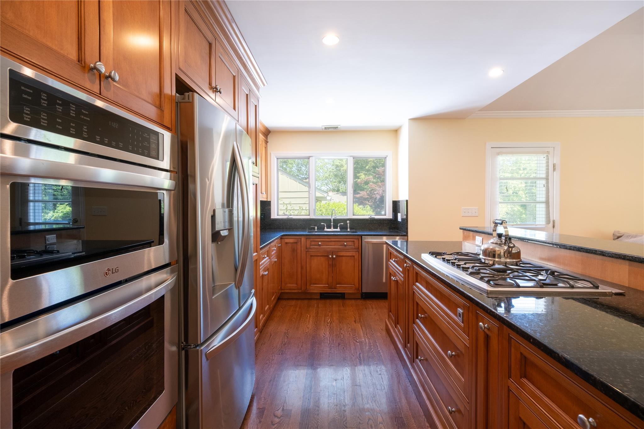 38 Price Street, Dobbs Ferry, New York image 6