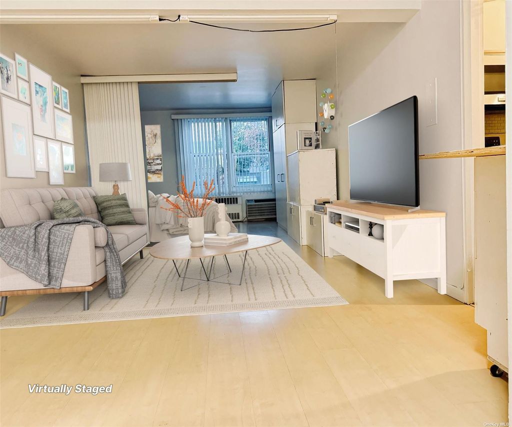 listing image 0