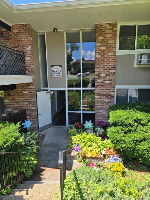 Condo For Sale - 1613 Old Country Road<br/> Westchester County, Elmsford, NY 10523