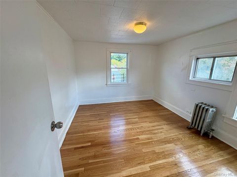 28 Carroll Yonkers NY 10705