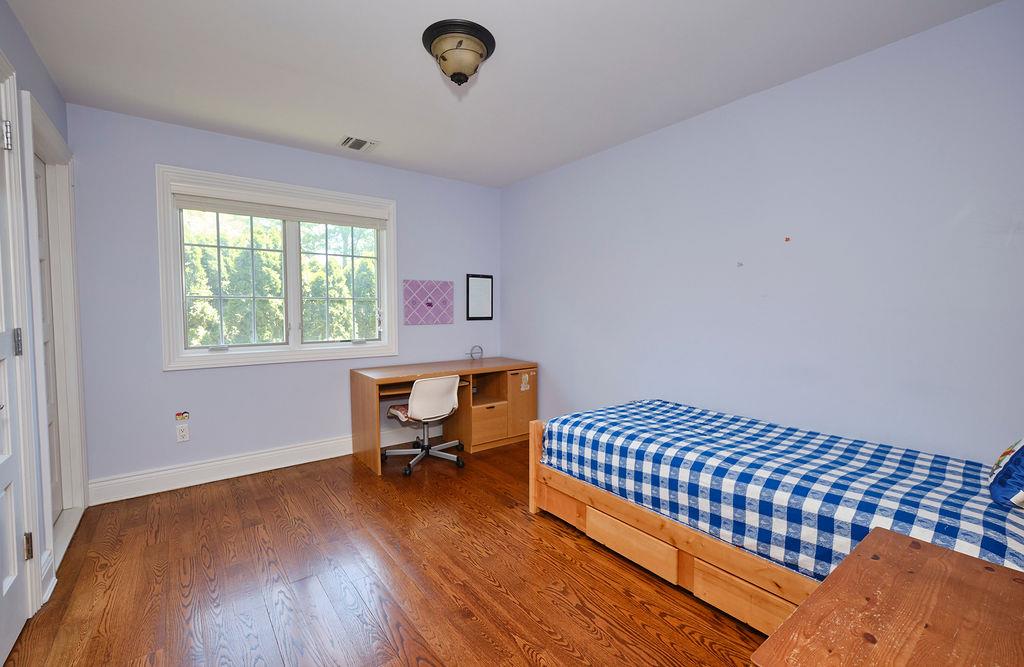 23 Tanners Road, Great Neck, New York image 28
