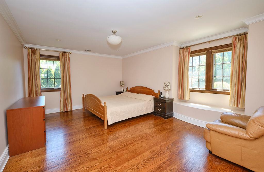 23 Tanners Road, Great Neck, New York image 23