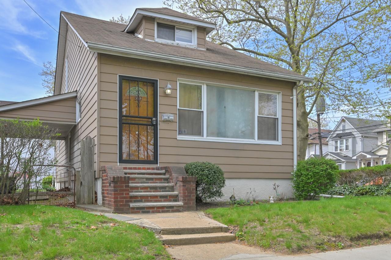 114-02 Sutter Avenue, South Ozone Park, New York image 4