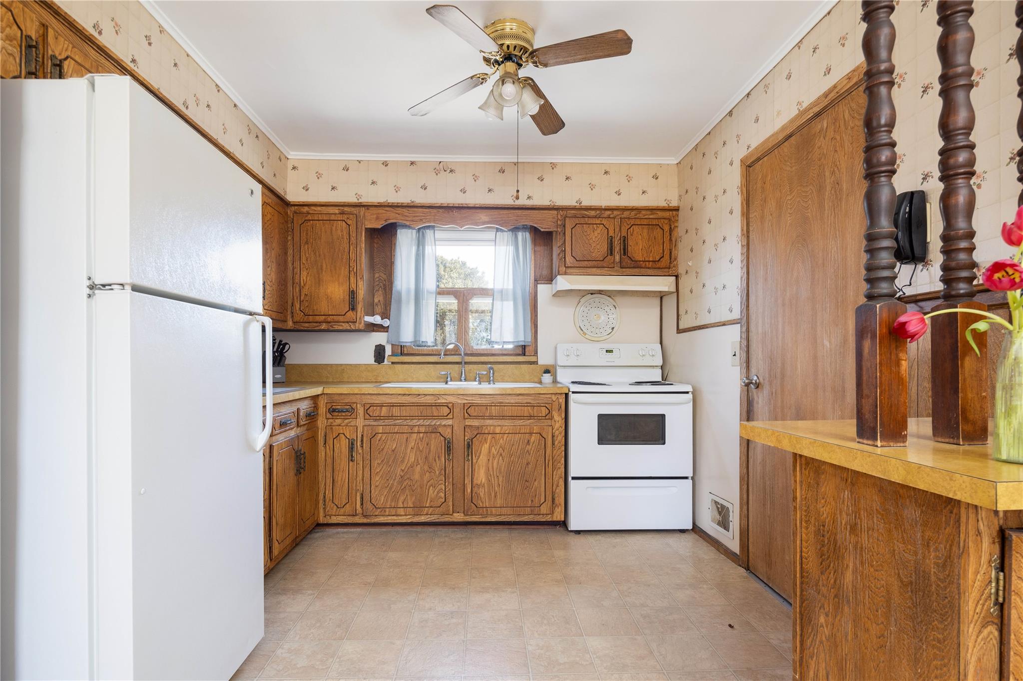 1720 Carroll Avenue, Peconic, New York image 6