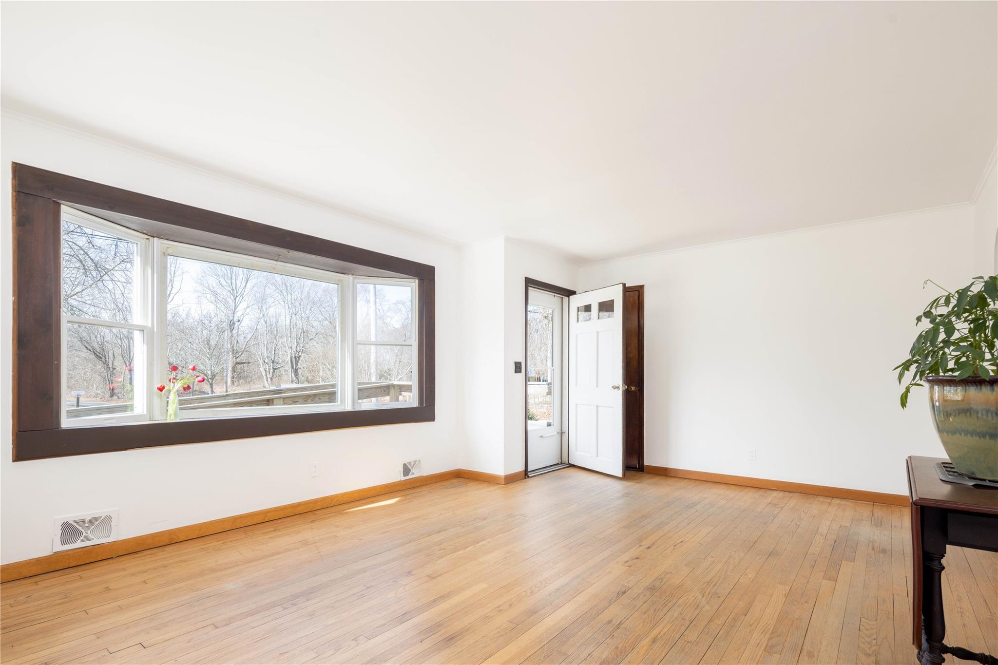 1720 Carroll Avenue, Peconic, New York image 4