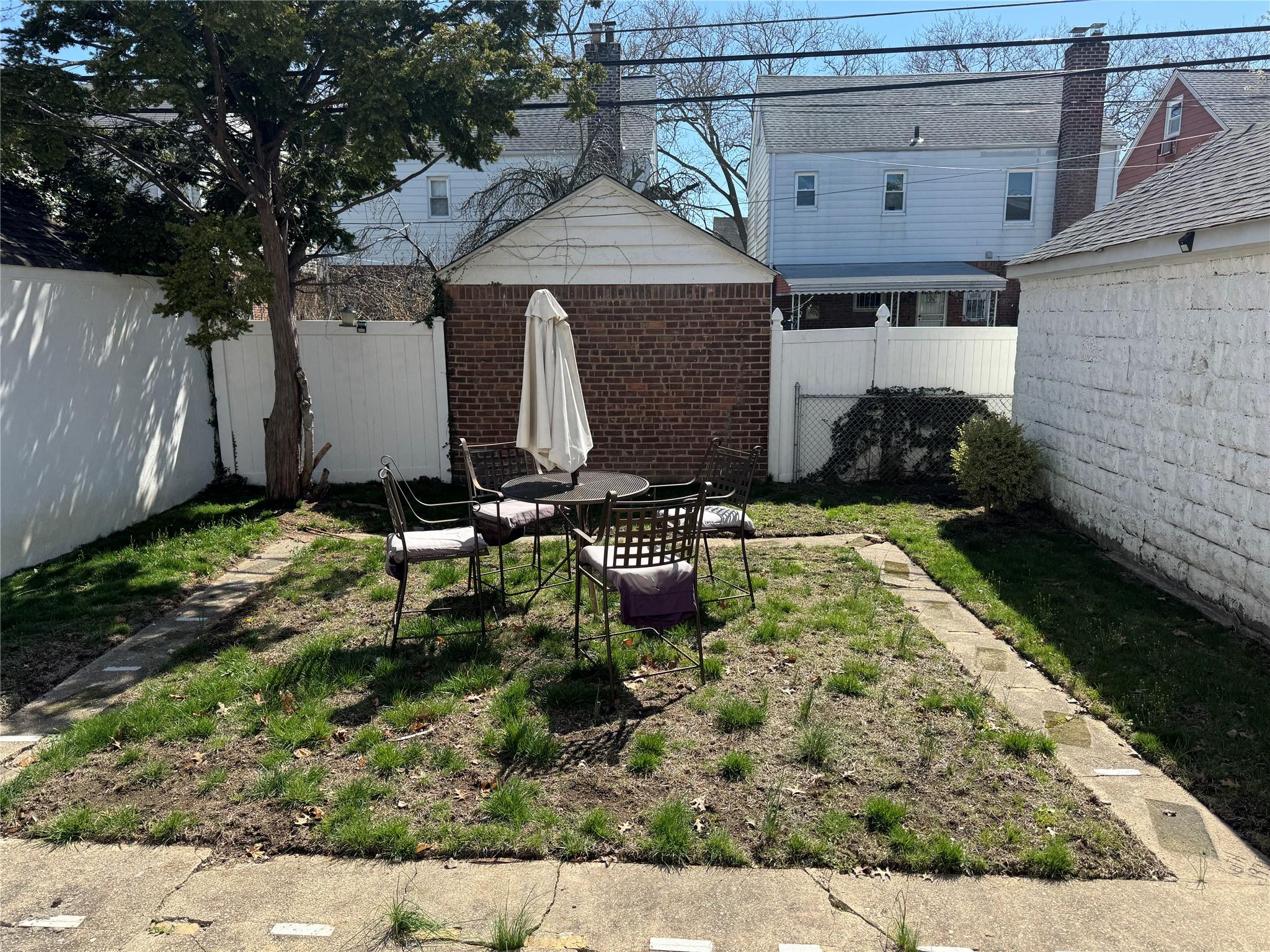 11583 N 220th Street, Cambria Heights, New York image 6