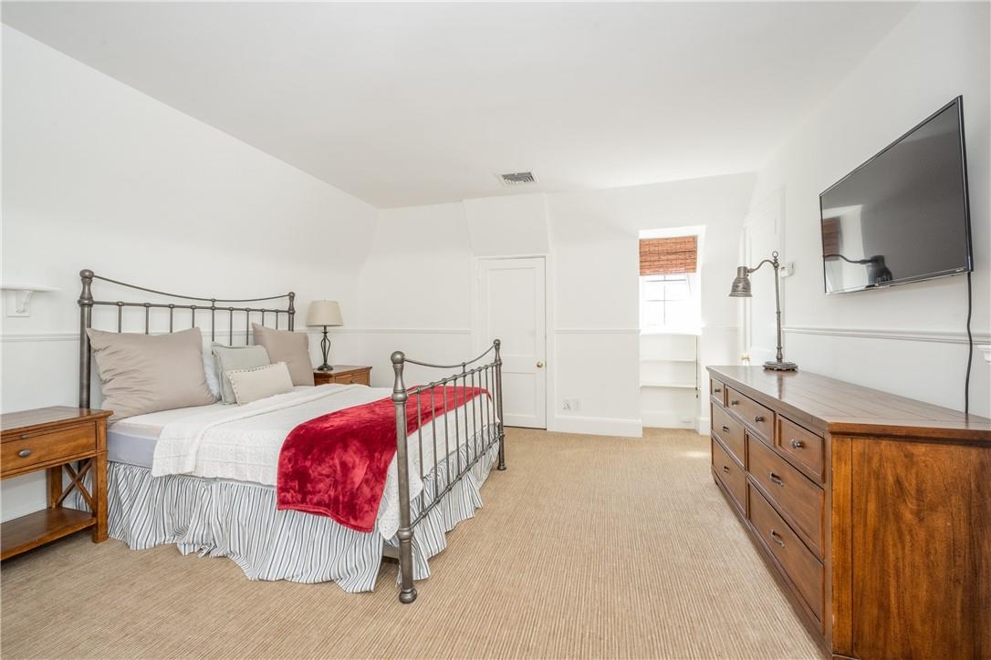 Harrison, New York 10528, United States, 5 Bedrooms Bedrooms, ,4 BathroomsBathrooms,Residential,Active,90809