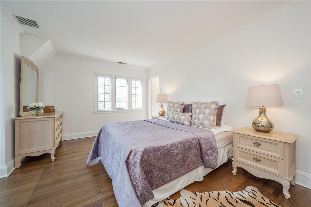 Harrison, New York 10528, United States, 5 Bedrooms Bedrooms, ,4 BathroomsBathrooms,Residential,Active,90809