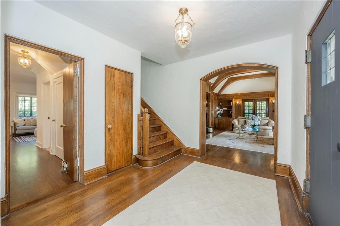 Harrison, New York 10528, United States, 5 Bedrooms Bedrooms, ,4 BathroomsBathrooms,Residential,Active,90809