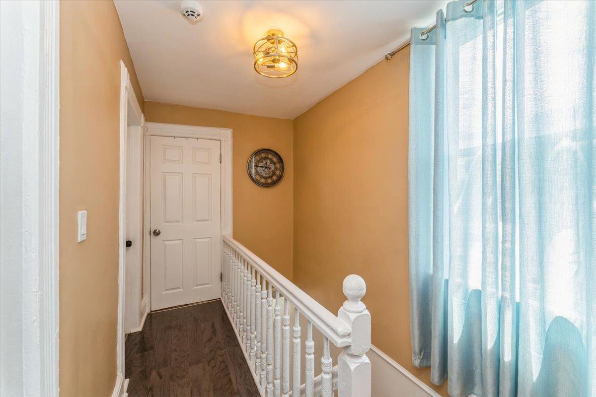 11 Hope Place, Freeport, New York image 12